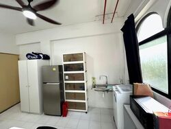 Sims Avenue (D14), Apartment #560757051
